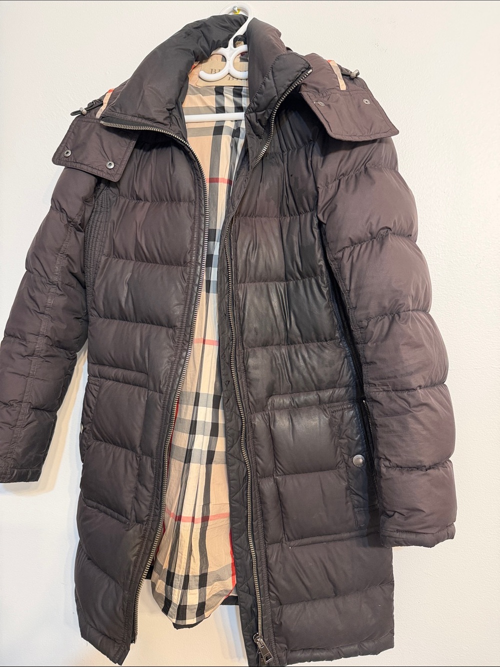 Burberry Black Quilted Jacket with Beige Plaid Lining